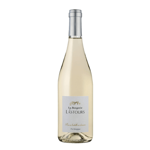 chateau lastours la bergerie blanc